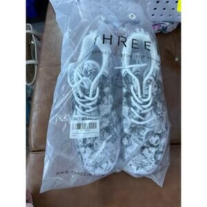 THREEIN Anime Walking Shoes